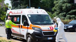 Ministero, negativi al test per l'Ebola i due cooperanti italiani