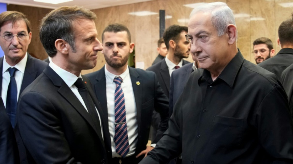 Rien ne justifie la souffrance des civils &agrave; Gaza, dit Macron aux c&ocirc;t&eacute;s du pr&eacute;sident palestinien