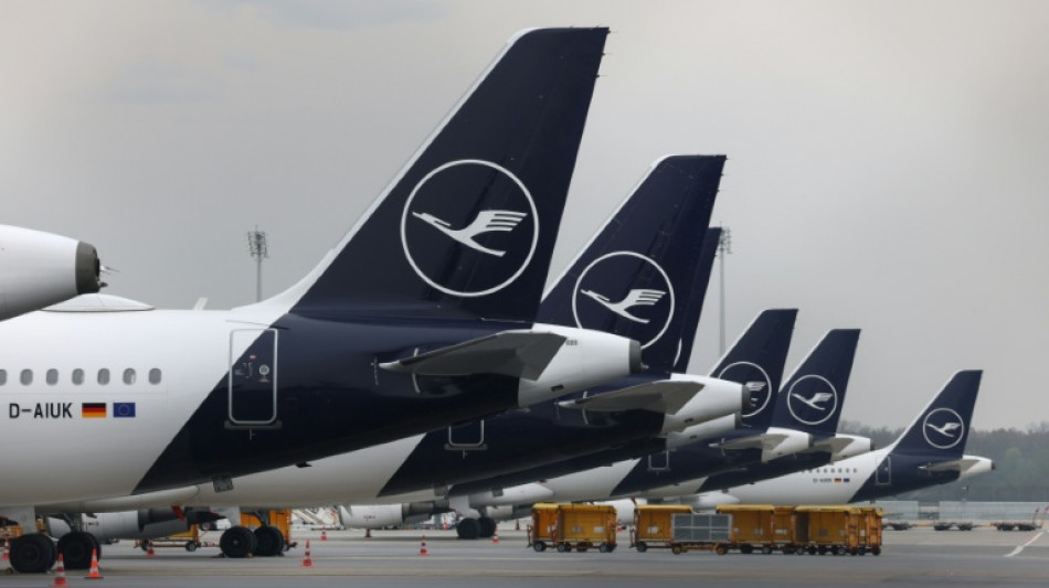 Streik legt Lufthansa am Tag der 100-Jahr-Feier weitegehend lahm
