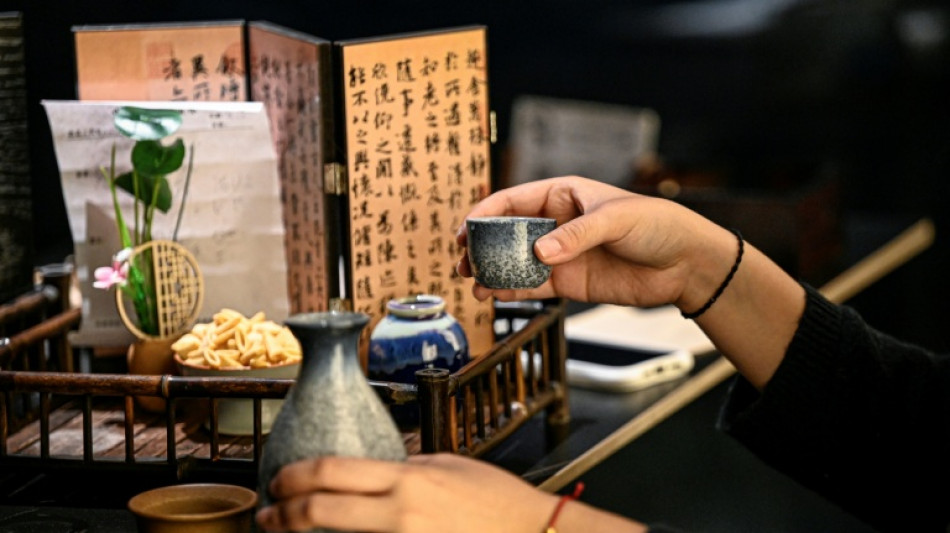 Alcool sur ordonnance: un bar de Shanghai mixe m&eacute;decine et cocktails