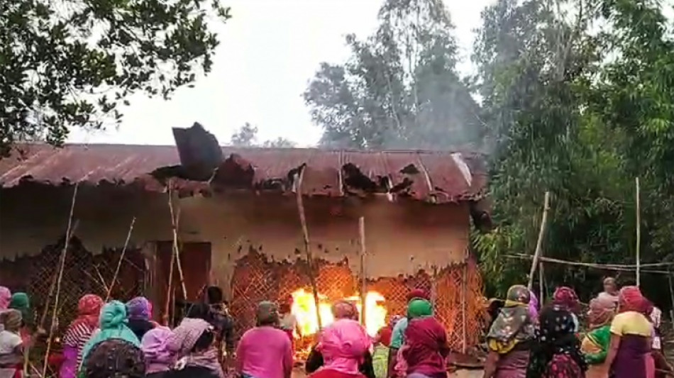 Inde: des militantes incendient les maisons d'hommes accus&eacute;s d'avoir humili&eacute; des femmes d'une autre ethnie