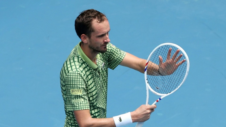 Open d'Australie: Medvedev monte en puissance, Gauff et Anisimova tranquilles