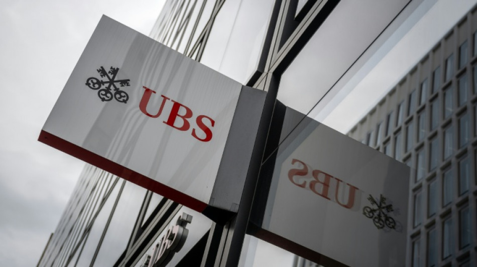 UBS beats expectations as claws backs provisions