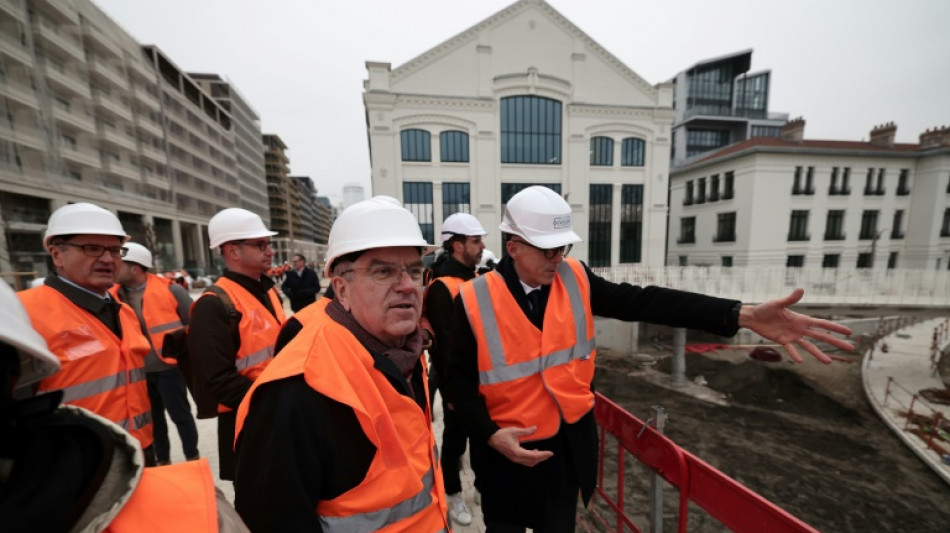 JO-2024: apr&egrave;s sa visite du village olympique, Thomas Bach "tr&egrave;s satisfait" des pr&eacute;paratifs