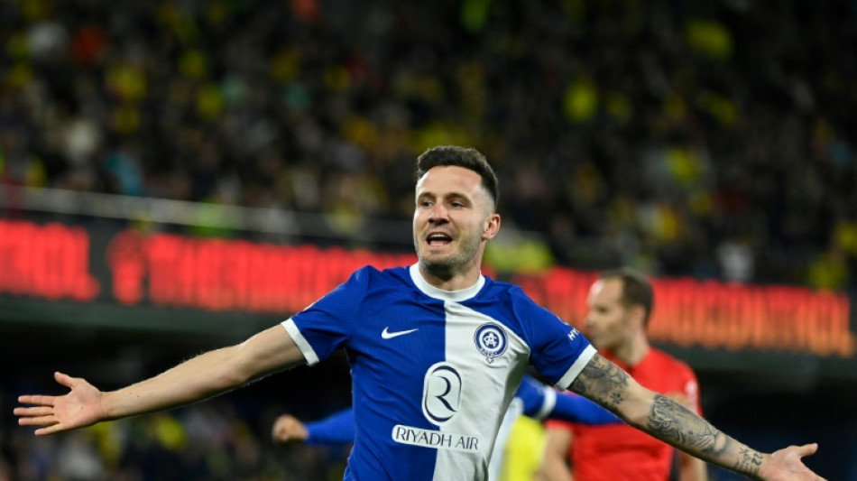 Atl&eacute;tico de Madrid vence Villarreal (2-1) e entra na 'zona da Champions'