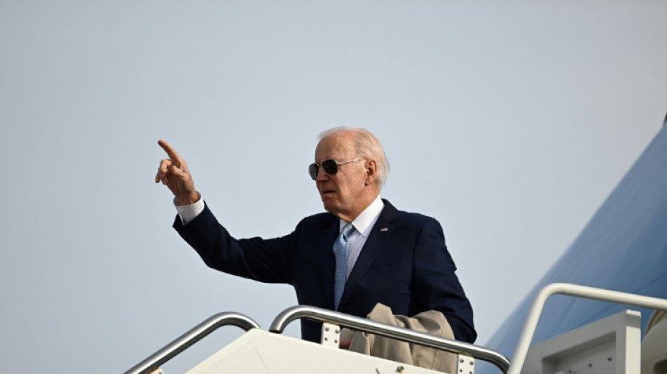 Crise migratoire: Biden s'arr&ecirc;te au Texas en route vers le Mexique