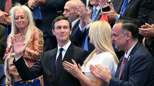 Kushner returns to team Trump, as ethical questions swirl