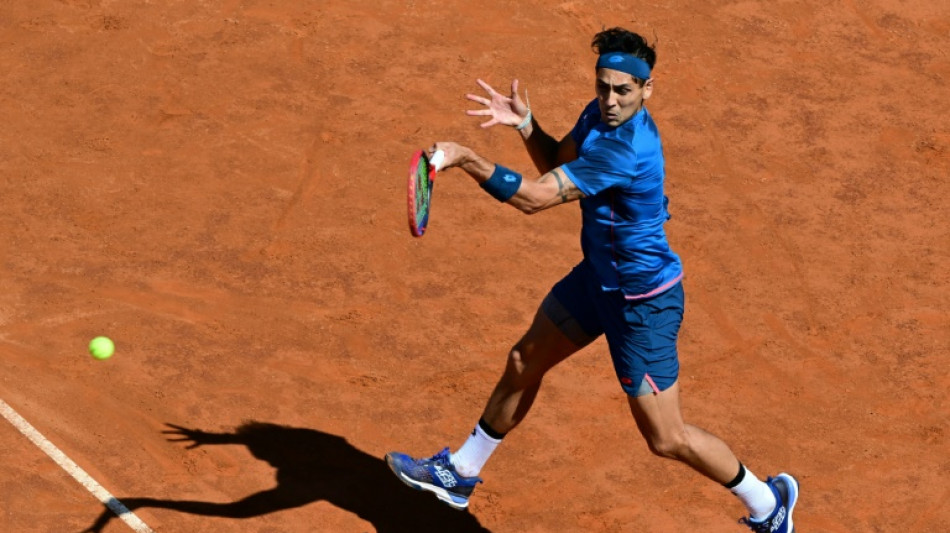 Tabilo, carrasco de Djokovic em Roma, vence e vai &agrave;s quartas; Monteiro e Medvedev s&atilde;o eliminados