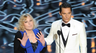 Hitchcock heroine Novak awarded Venice lifetime achievement award