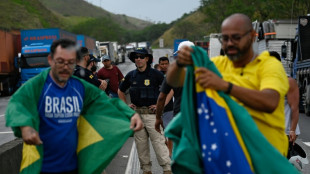 Br&eacute;sil: Multiplication des barrages routiers, Bolsonaro toujours muet