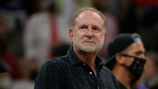 NBA: Robert Sarver, accus&eacute; de racisme et de misogynie, annonce son intention de vendre les Phoenix Suns