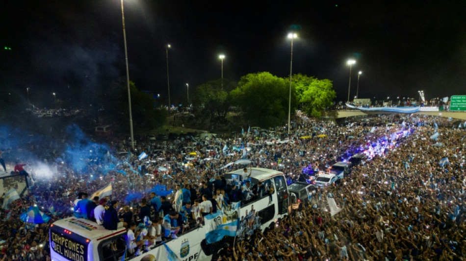 Argentine: autour de ses tri-campeones, Buenos Aires est une f&ecirc;te