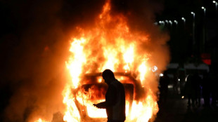 Verletzte und Festnahmen bei ausländerfeindlichen Ausschreitungen in Nordirland