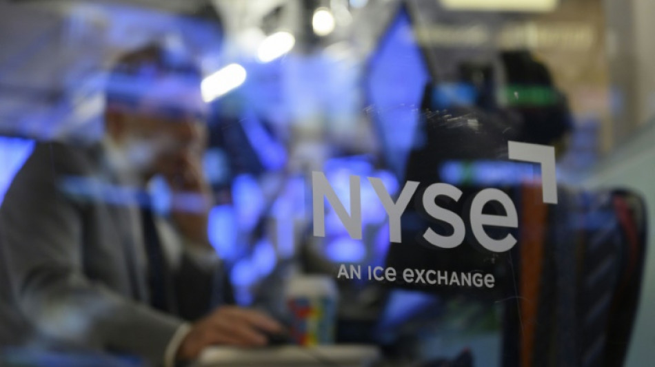 Wall Street, en baisse, calme le jeu apr&egrave;s l'euphorie de la veille