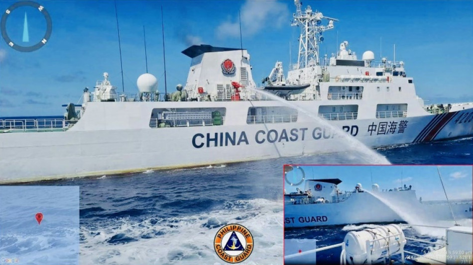 Manille accuse les garde-c&ocirc;tes chinois d'avoir tir&eacute; sur ses navires au canon &agrave; eau
