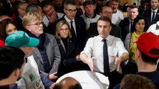Macron inaugura Salão da Agricultura em Paris entre brigas, insultos e promessas