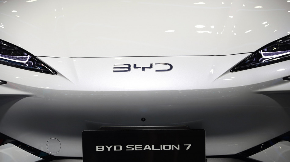 Byd batte Tesla per ricavi nel 2024, supera i 100 miliardi