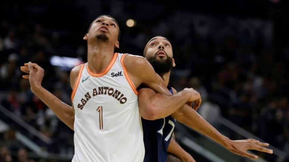 NBA: "Wemby" perd contre "Rudy", dans le duel des g&eacute;ants fran&ccedil;ais