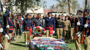 Al menos 23 muertos tras un atentado suicida en un edificio militar en Pakist&aacute;n