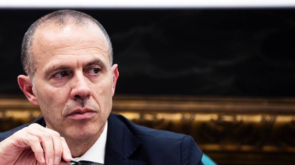 Lega,&egrave; problema chiuso se Macron smentisce invio truppe Ue