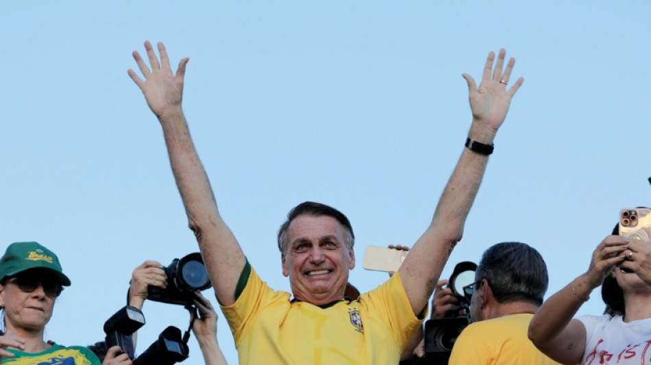 Réu por tentativa de golpe, Bolsonaro será interrogado semana que vem no STF