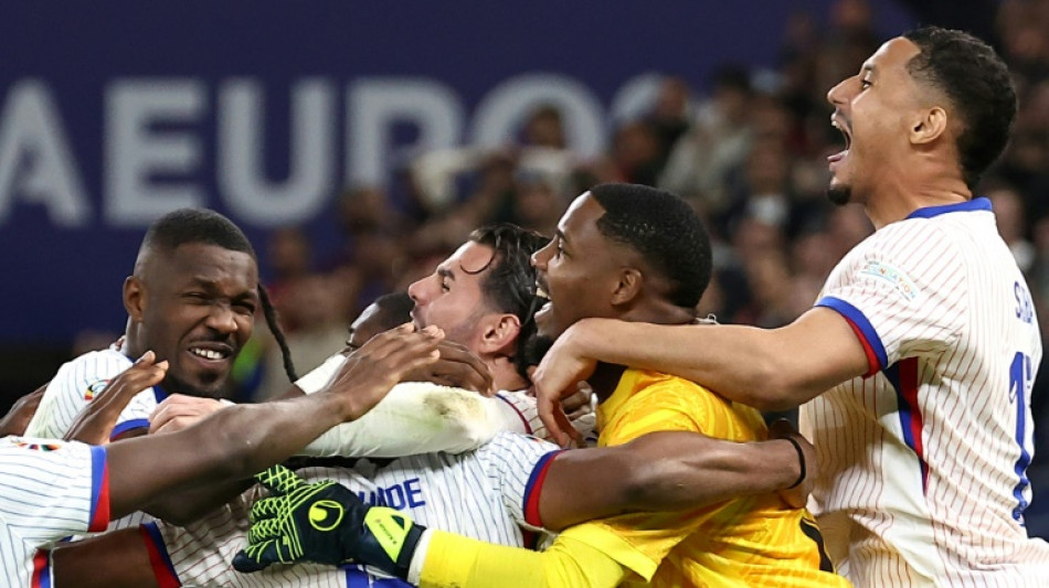 Fran&ccedil;a elimina Portugal nos p&ecirc;naltis e vai enfrentar Espanha nas semis da Euro