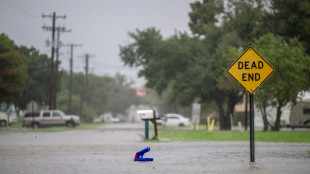La temp&ecirc;te tropicale Francine progresse dans le sud des Etats-Unis
