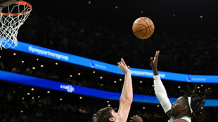 NBA: les Lakers surprennent Boston, la tuile Embiid &agrave; Philadelphie