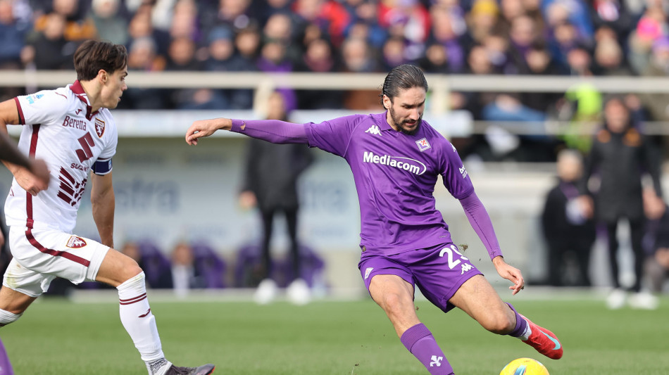 Fiorentina; 20 convocati per Napoli, c'&egrave; anche Adli