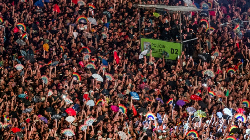 Pol&iacute;cia Civil afirma ter frustrado ataque a bomba em show de Lady Gaga no Rio