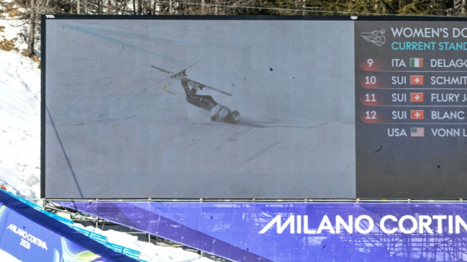 Vonn crashes out of Winter Olympics in brutal end to medal dream