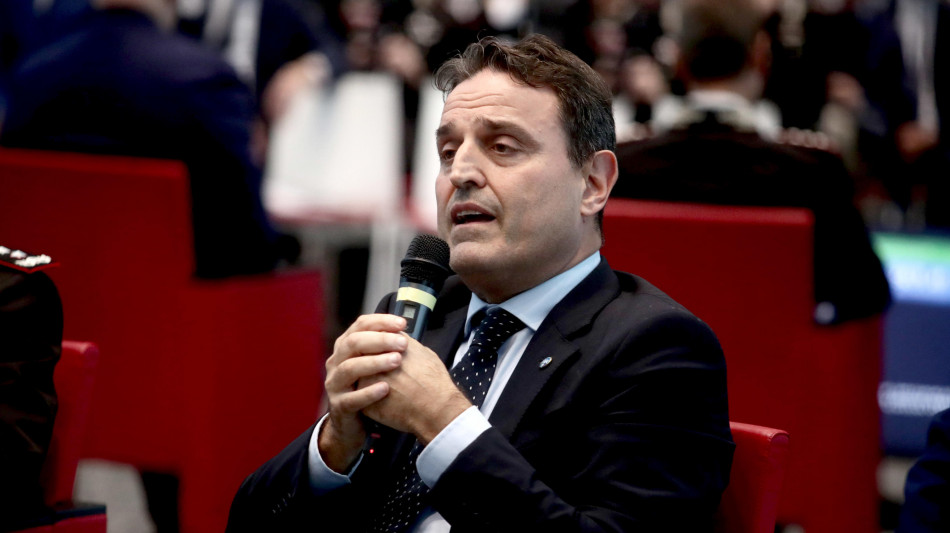 Calcio: procura Figc chiede 13 mesi di inibizione per Zappi