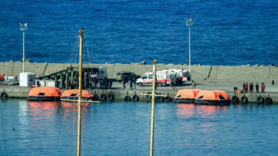 Al menos ocho muertos y 17 desaparecidos tras naufragio de un ferri en Chipre del Norte