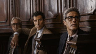 Pif, agente immobiliare tra dolci, amore e fede