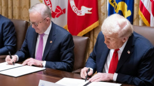 Sous-marins, terres rares: des avancées entre Washington-Canberra