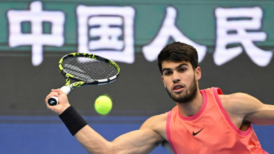 Alcaraz e Sinner vencem e v&atilde;o &agrave;s semifinais do ATP 500 de Pequim