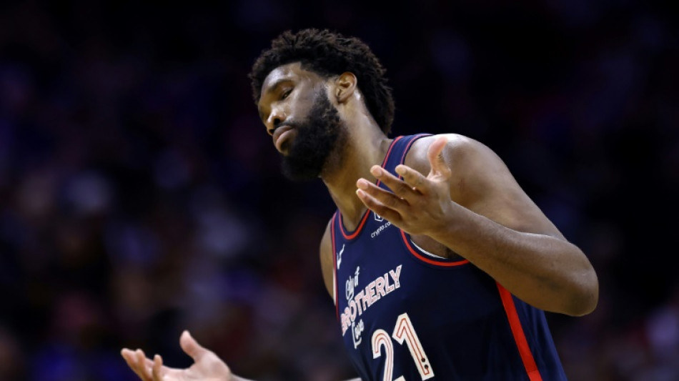 NBA: grande soir&eacute;e pour Embiid, les Clippers encha&icirc;nent