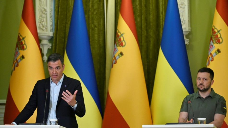 Le Premier ministre espagnol r&eacute;affirme &agrave; Kiev le soutien de l'UE