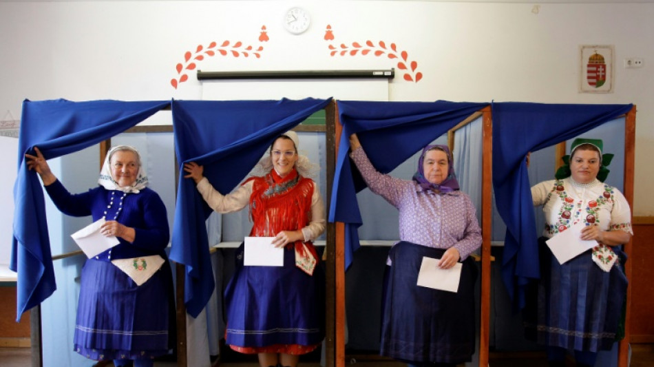 Bei Parlamentswahl in Ungarn zeichnet sich weitere Amtszeit f&uuml;r Orban ab