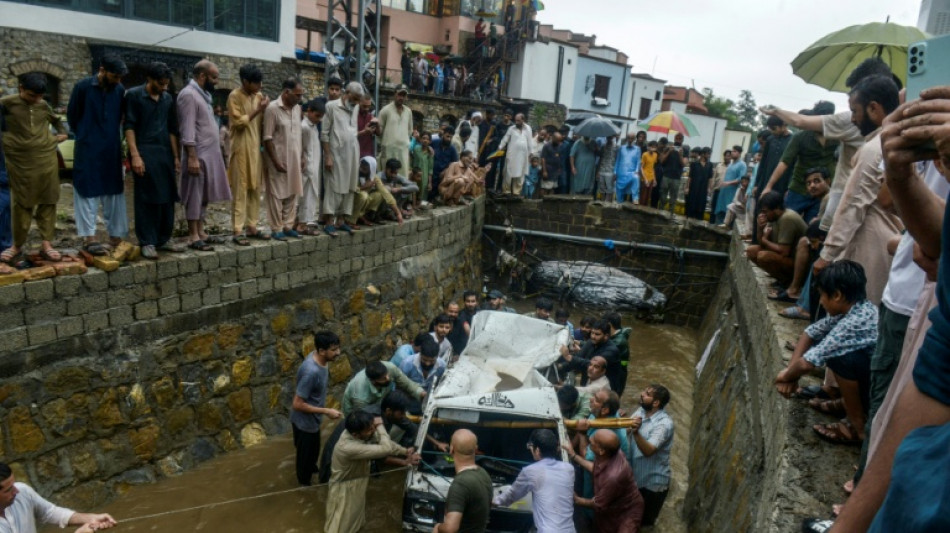 El monzón deja 221 muertos en Pakistán desde finales de junio