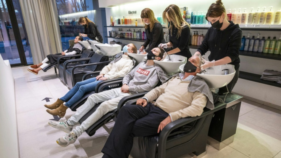 Friseurin hat keinen Anspruch auf Entsch&auml;digung von Land wegen Corona-Schlie&szlig;ung