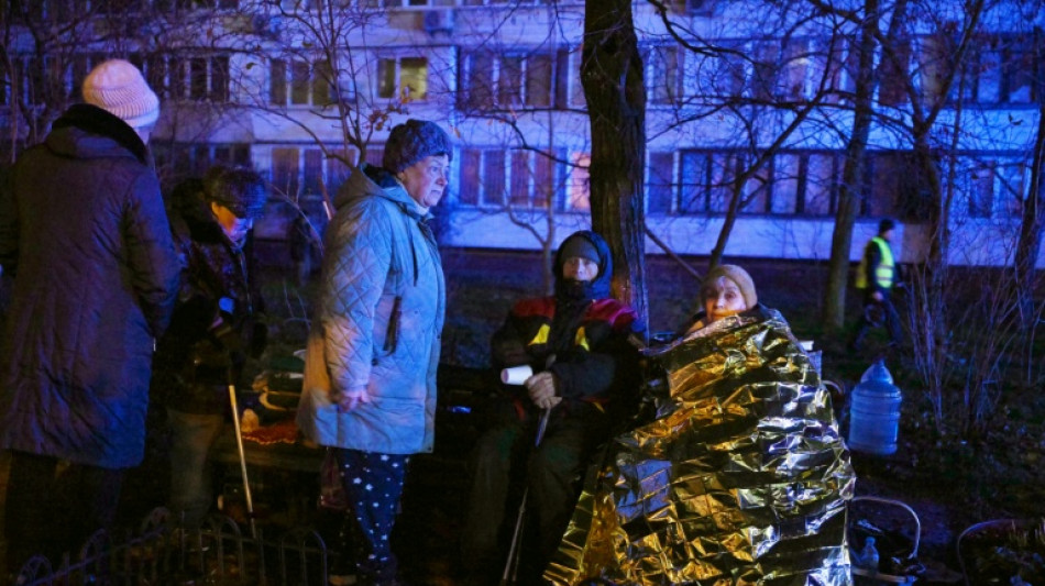 Frappes russes sur Kiev, poursuite des n&eacute;gociations autour du plan am&eacute;ricain pour l'Ukraine