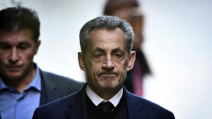 Mise en liberté requise pour Sarkozy, fixé sur son sort à 13H30