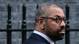 El plan brit&aacute;nico para deportar migrantes a Ruanda supera el primer obst&aacute;culo en el Parlamento