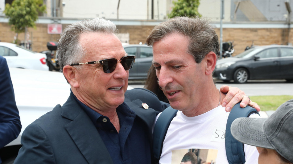 Ore decisive per l'accordo di tregua, Dermer da Witkoff