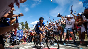 Tour de Lombardie: les r&ecirc;ves de tripl&eacute; de Pogacar, les adieux de Pinot