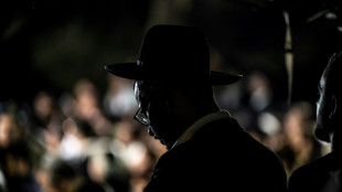 Entre l&aacute;grimas de ira, soldados israel&iacute;es reciben sepultura