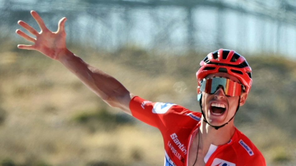 Mas wins Vuelta 9th stage to extend lead