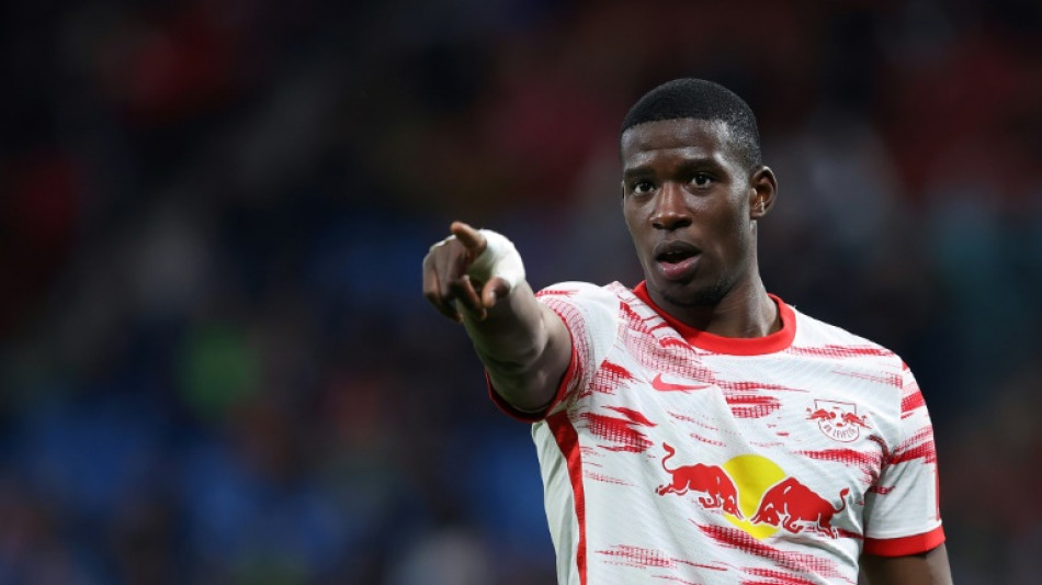 L1: le PSG officialise l'arriv&eacute;e de Mukiele, engag&eacute; jusqu'en 2027