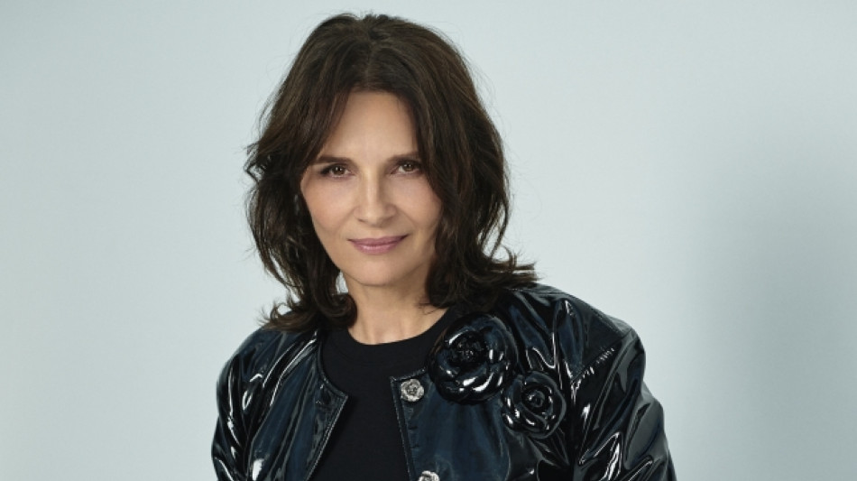 Juliette Binoche con la direttrice Eva Sangiorgi alla Viennale